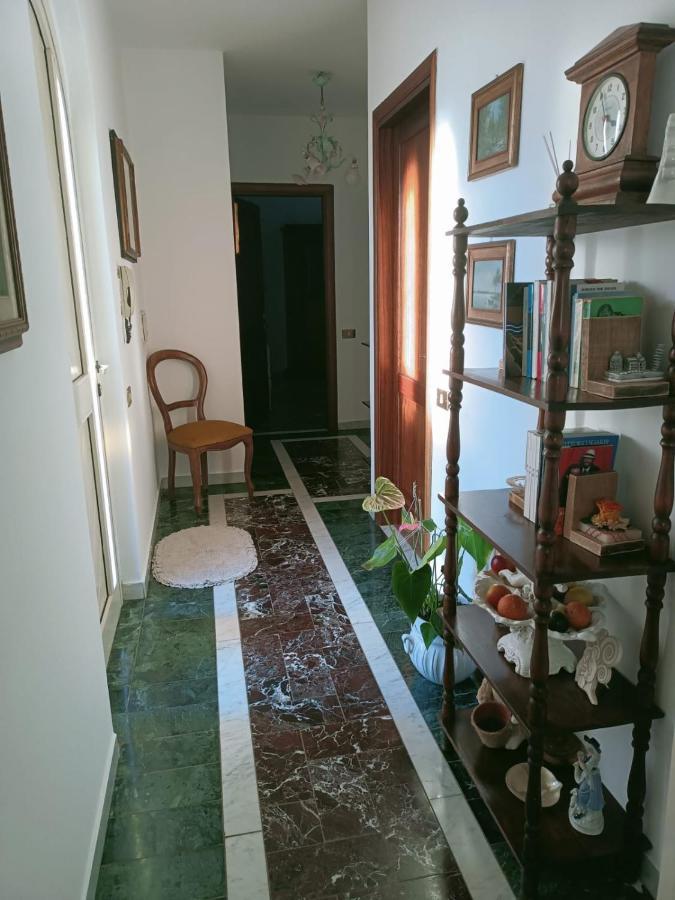 Pirro & Sharon House Panzió Pianore Kültér fotó