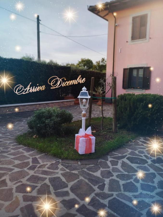 Pirro & Sharon House Panzió Pianore Kültér fotó